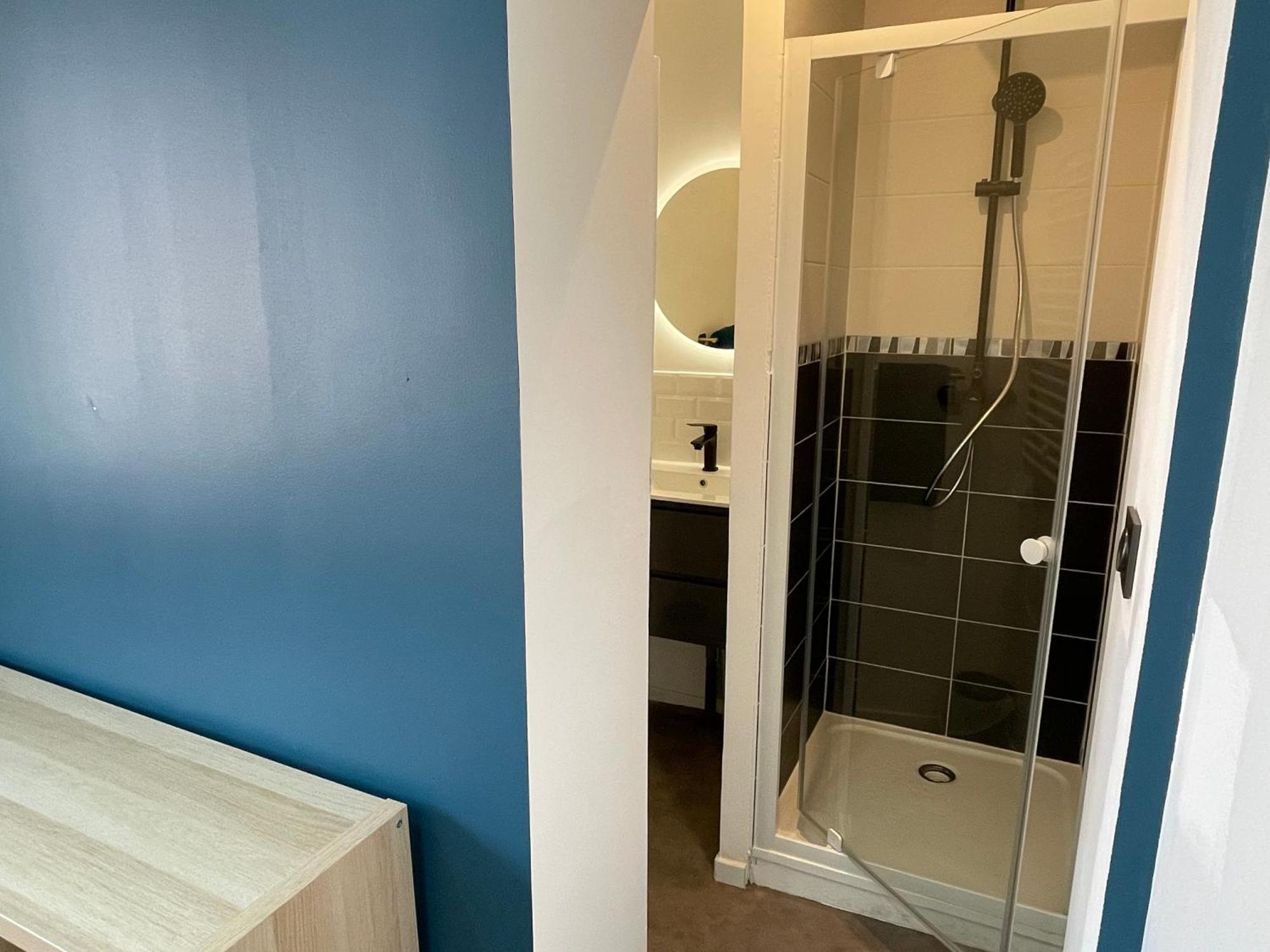 Les 3 Suites - 6 Personnes - 3 Chambres Avec Sdb Privatives Lens Esterno foto