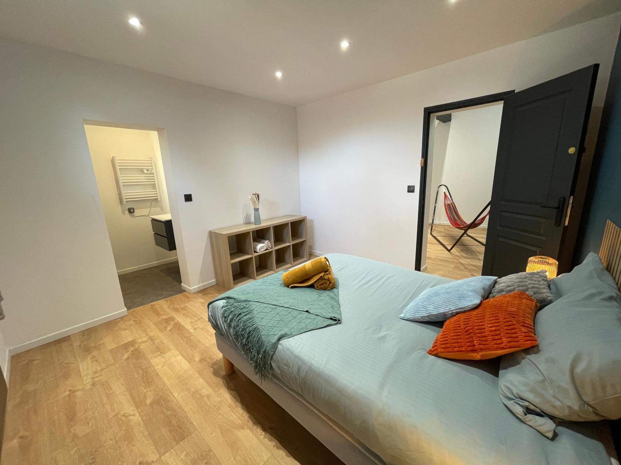 Les 3 Suites - 6 Personnes - 3 Chambres Avec Sdb Privatives Lens Esterno foto